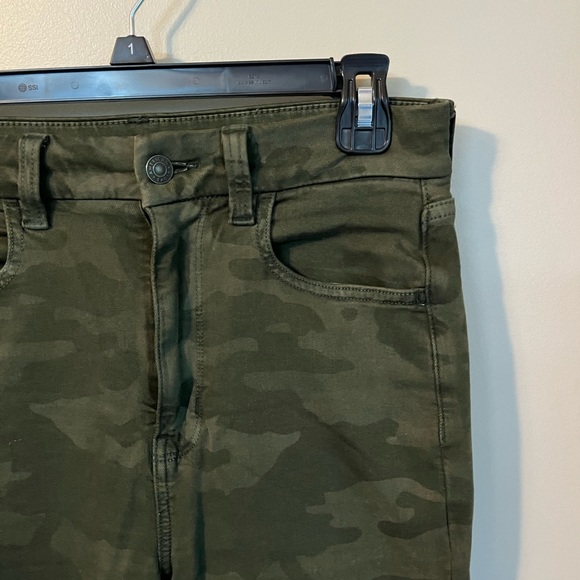 American Eagle Camo Print Skinny Jeans - Picture 4 of 5